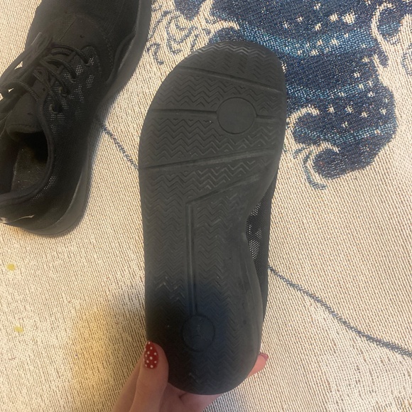 Jordan shoes - Picture 3 of 4